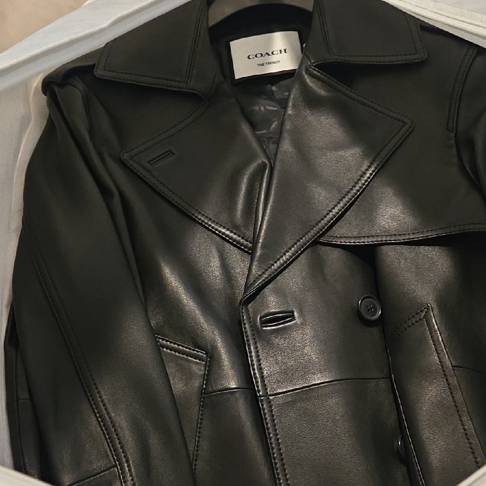 Coach Black Trench Coat with Double-Breasted Design